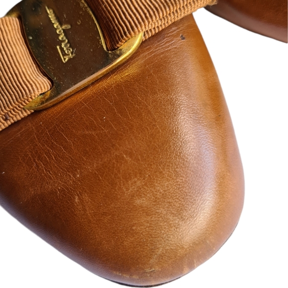 Salvatore Ferragamo AUS 8.5 VINTAGE 90s Designer Tan Leather Vara Bow Pump Shoes - Picture 6 of 17